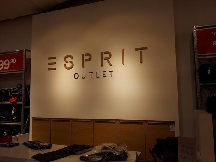 Esprit Outlet 2 for 50% Special In-Store » Summer Shopping Mall